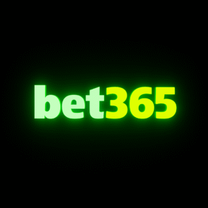 Logotipo iluminado de Bet365 en una pantalla de móvil con fondo verde, representando su plataforma de casino online con juegos de azar y entretenimiento digital.